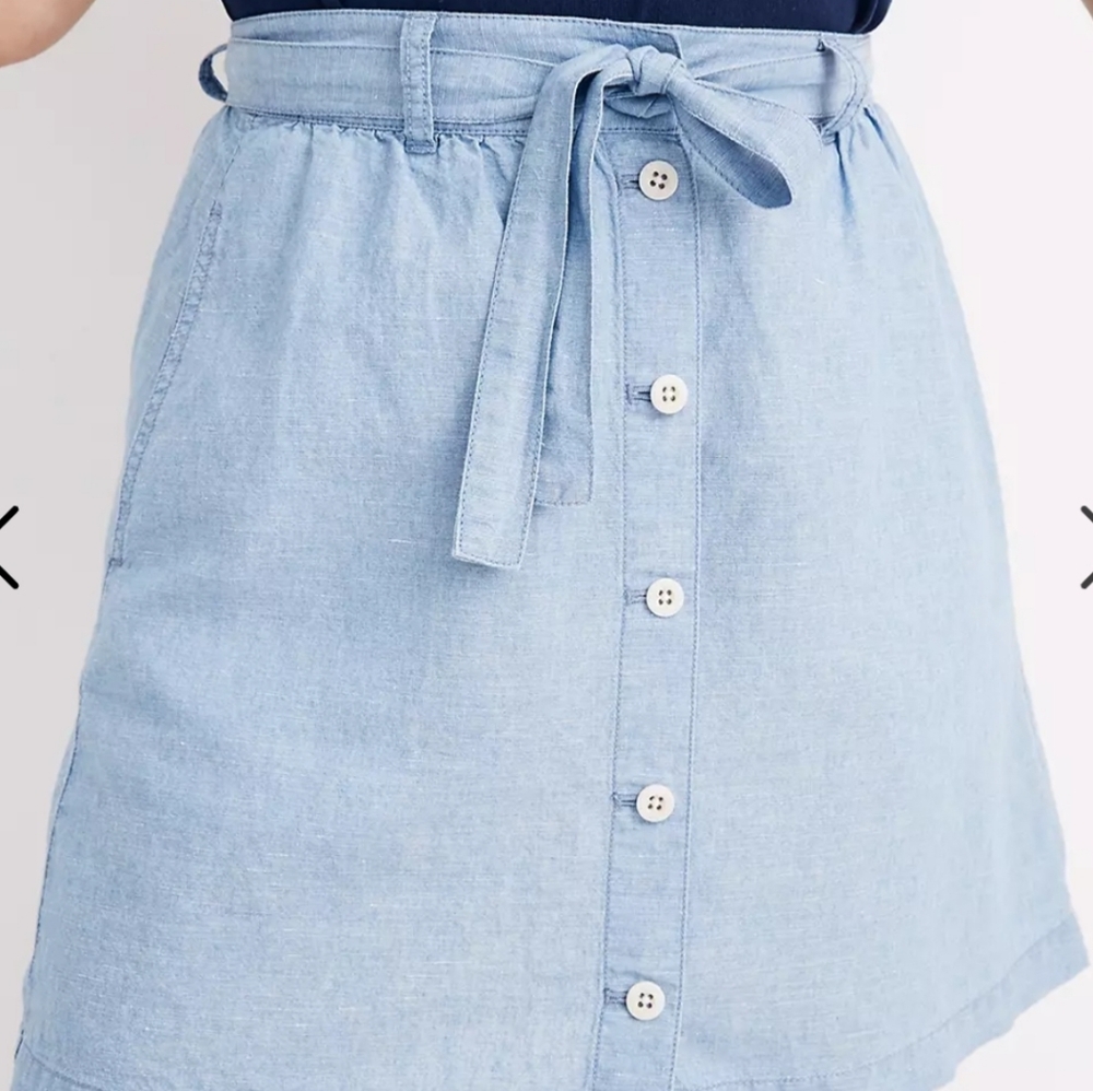 4 for $25 Madewell Denim Button-Front Tie Mini Skirt Size 8